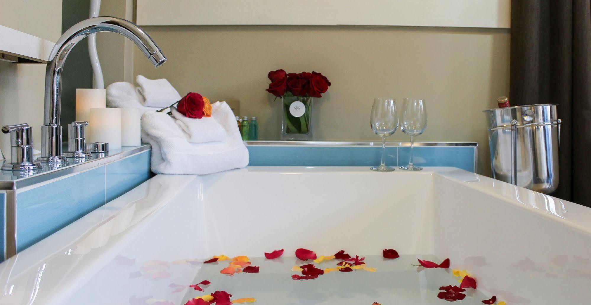 St James Gate By Bower Boutique Hotels Moncton Luaran gambar